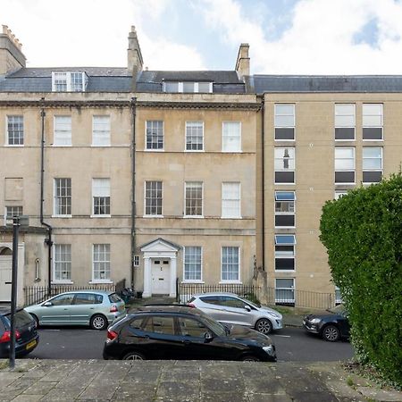 Stunning Georgian Apartment In Central Bath Exterior photo